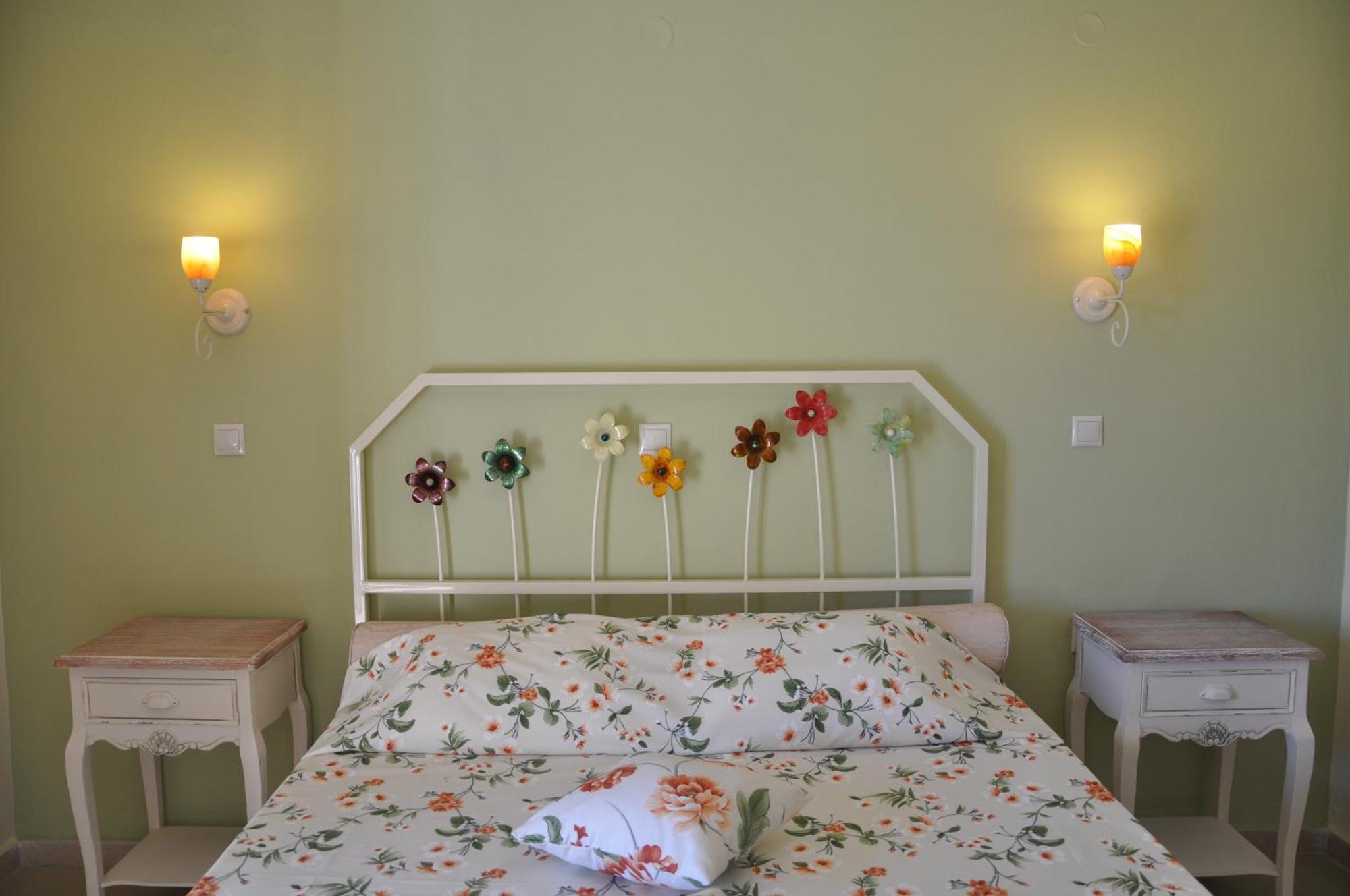Taxi Driver Apartments Παλαιοκαστρίτσα Εξωτερικό φωτογραφία