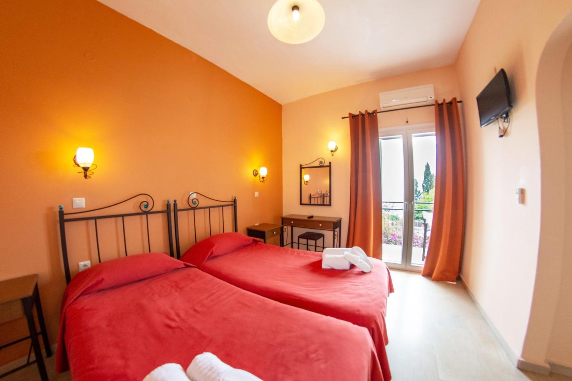 Taxi Driver Apartments Παλαιοκαστρίτσα Εξωτερικό φωτογραφία