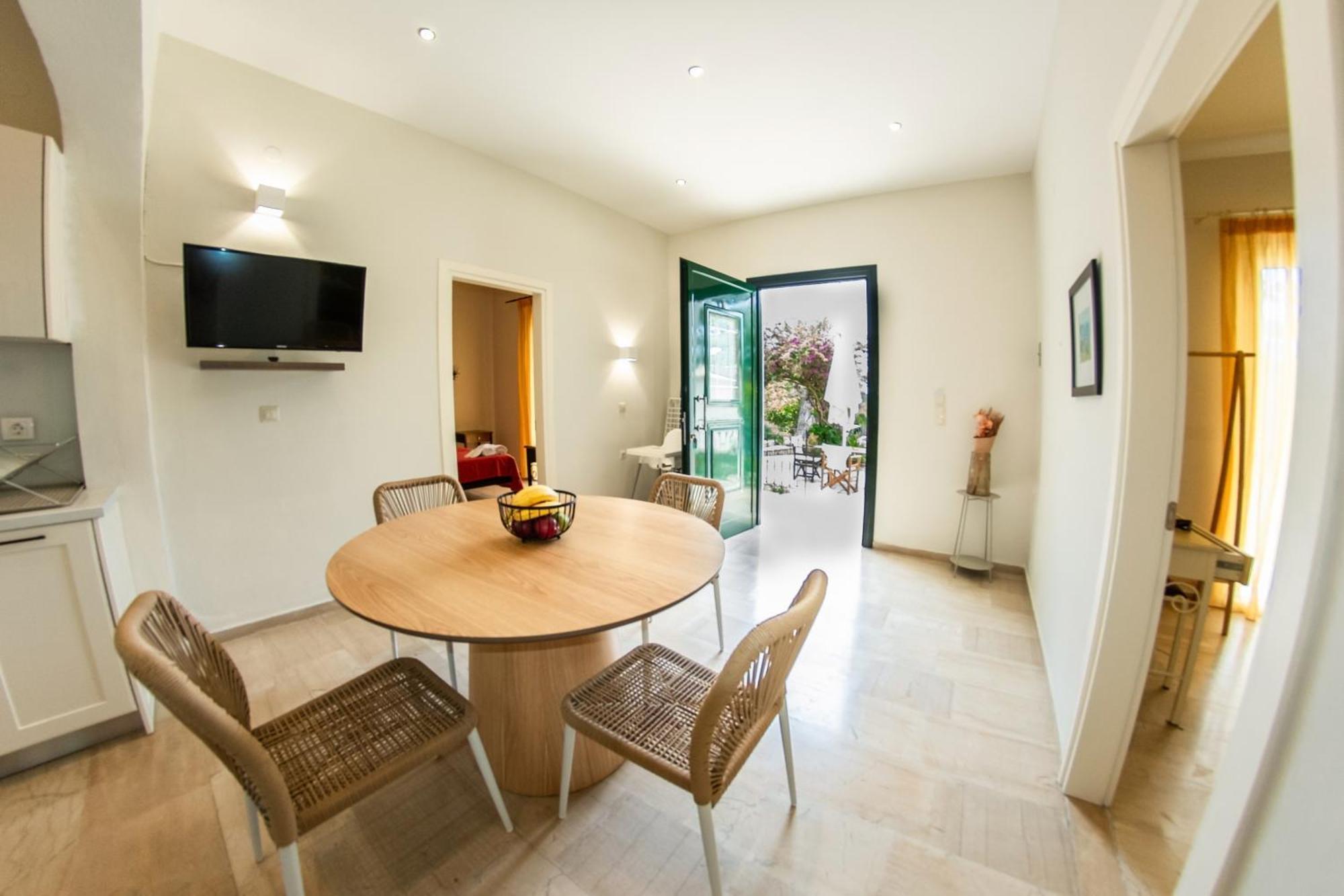 Taxi Driver Apartments Παλαιοκαστρίτσα Εξωτερικό φωτογραφία