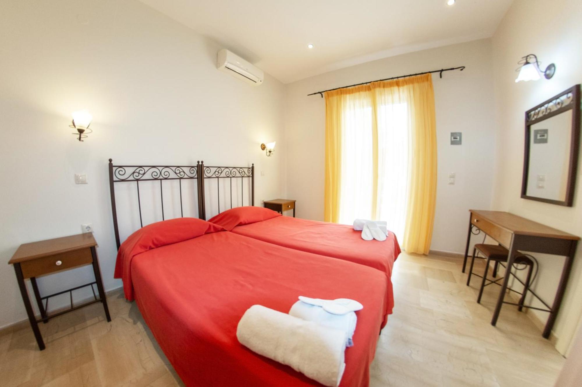 Taxi Driver Apartments Παλαιοκαστρίτσα Εξωτερικό φωτογραφία