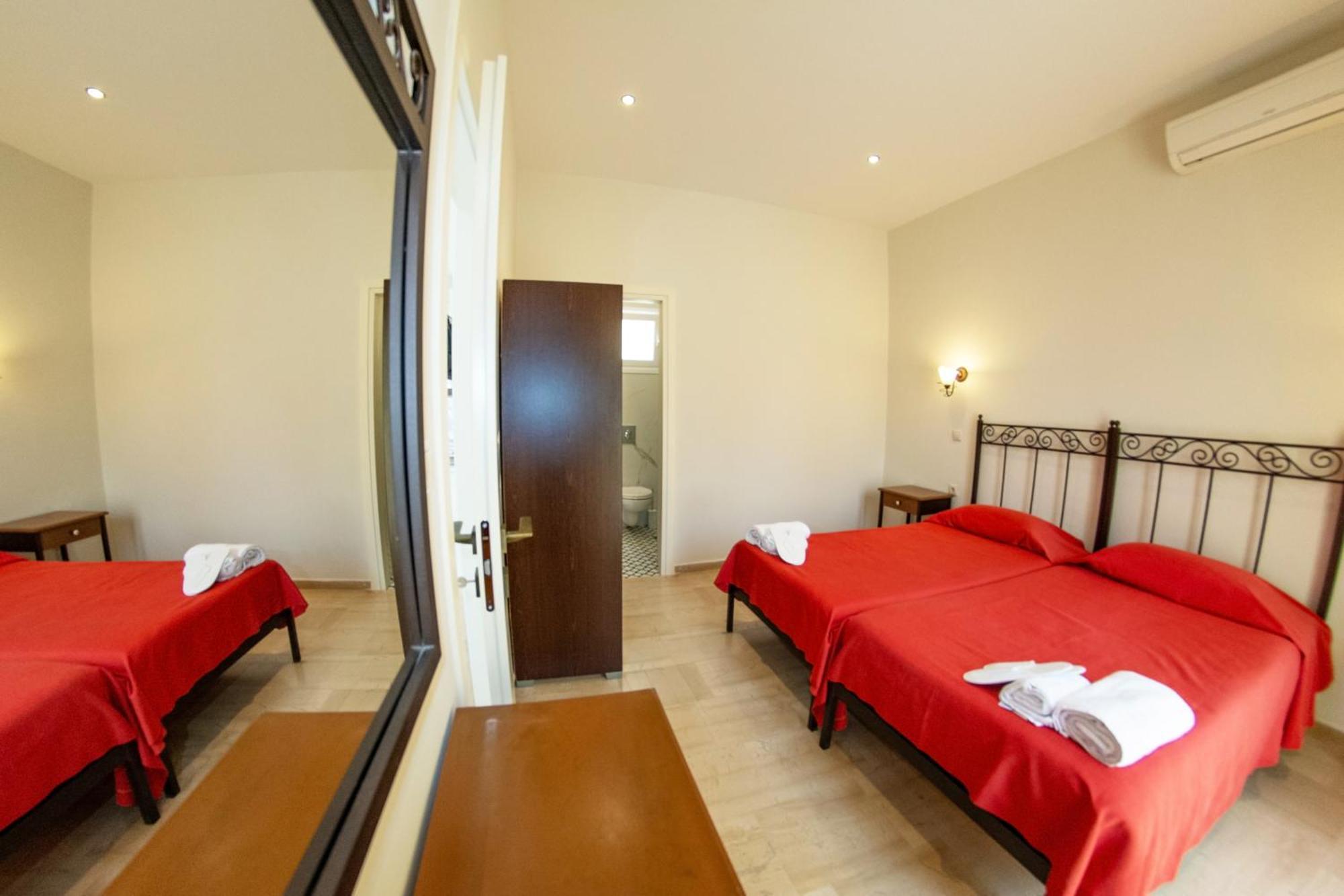 Taxi Driver Apartments Παλαιοκαστρίτσα Εξωτερικό φωτογραφία